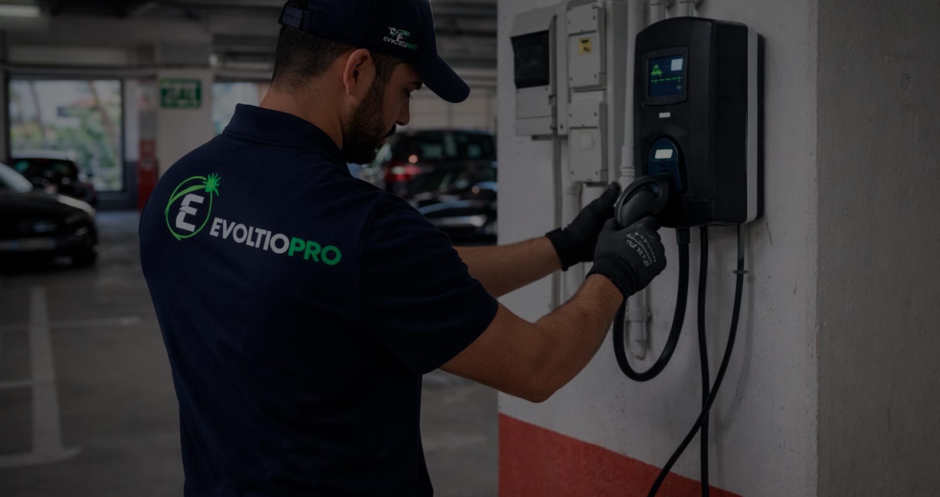 Guía completa para instalar un punto de recarga en un garaje comunitario en Madrid